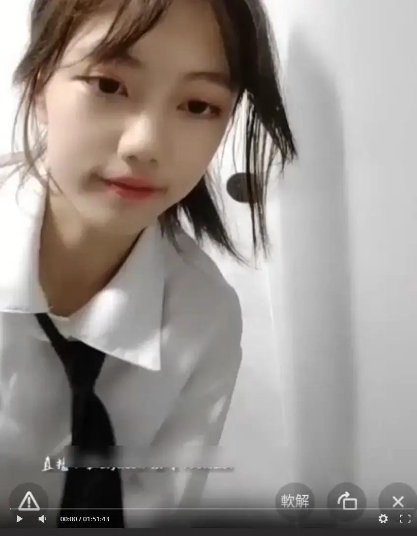 《贺子涵》原视频高清完整版在线观看-小女孩贺子涵深度还原贺梓涵直播名场面-带你了解翻车事件全貌-贺子涵无删减全集免费播放