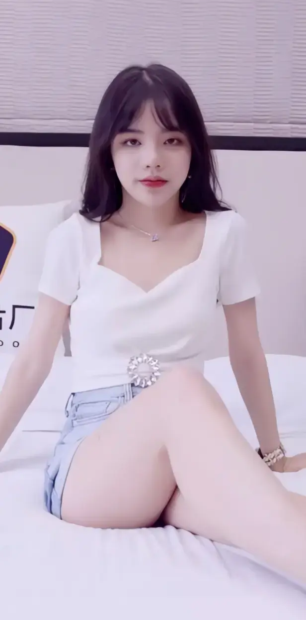 《潘甜甜三部曲》HD高清完整版迅雷下载-潘甜甜封神三部曲阿里云盘资源-一部震撼人心的争议之作