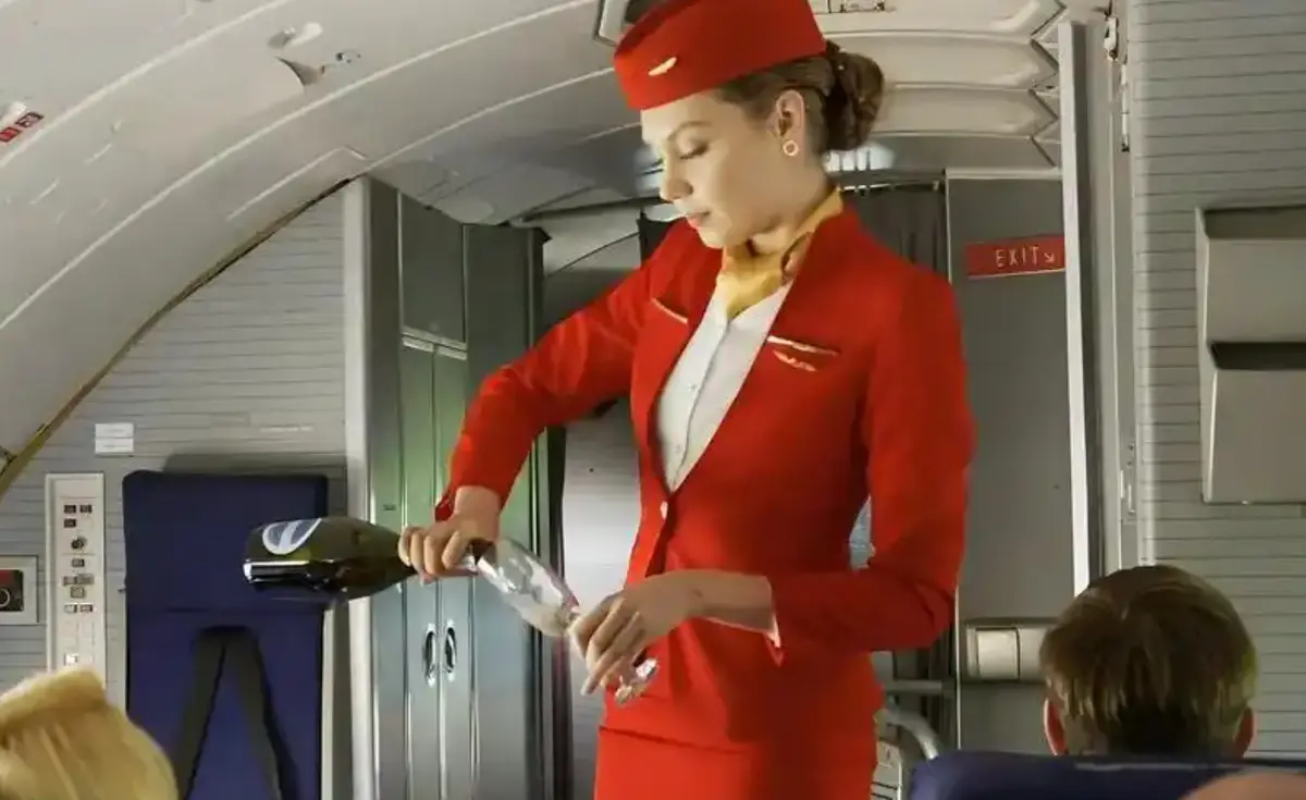 《法国空乘4》资源下载-全集完整版HD高清在线观看-法国空乘4免费未删减-欧美电影