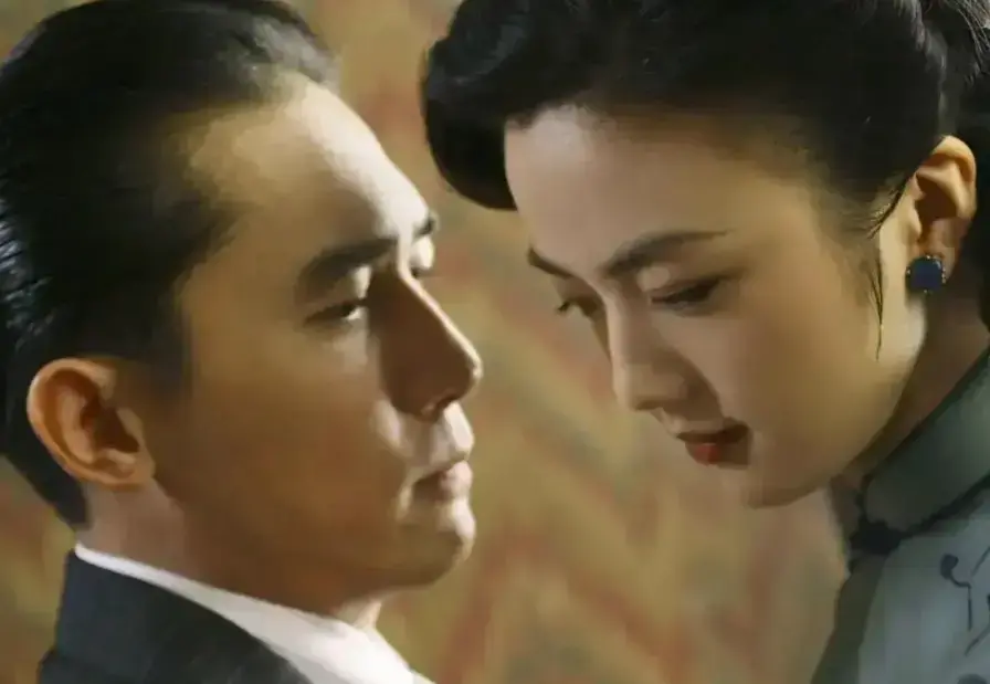 《色戒》电影完整版免费观看-色戒无删减高清中字在线播放-《色戒》1080P超清画质无卡顿