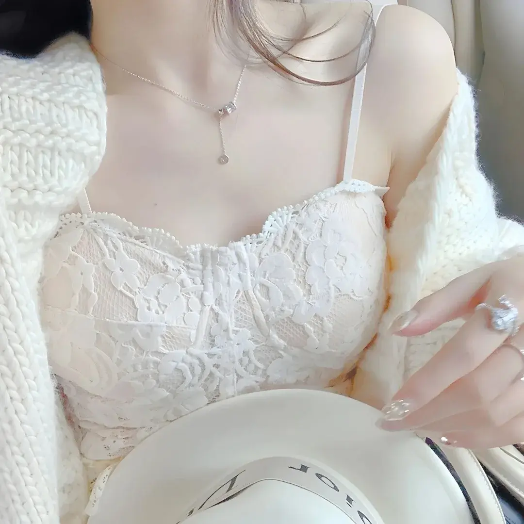 《花花子vs倔强除魔师》全4集完整版在线观看-花子vs驱魔师真人版免费看-HD高清1080P画质-无广告无删减内嵌中字《花花子vs倔强除魔师》